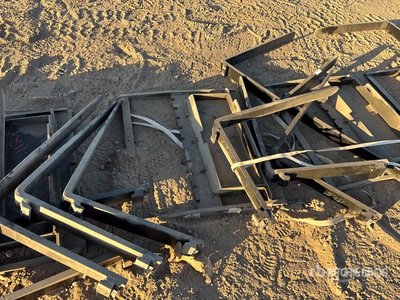 2025 GIYI GY-XHC Mini Skid Steer Forks (Unused)