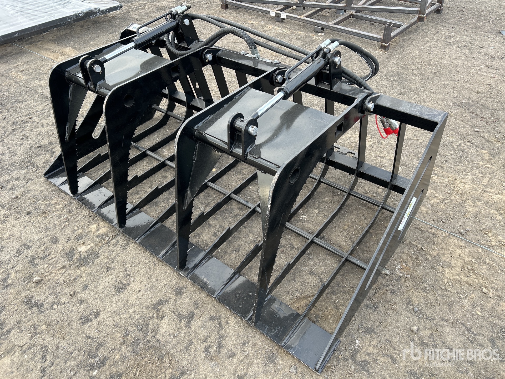 2025 GIYI GY-HWG72C 1800 mm Skid Steer Grapple (Unused)