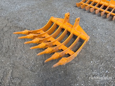 2025 GIYI 32 in Excavator Rake - Fits Cat 305 (Unused)
