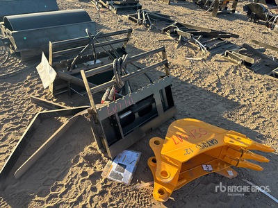 2025 GIYI GY-CYHC Mini Skid Steer Forks (Unused)