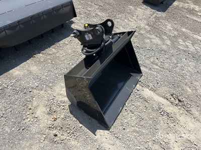 2025 GIYI GY-D5T 34 in Tilting Excavator Bucket (Unused)