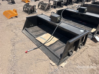 2025 GIYI GY-VB59 72 in Skid Steer Screening Bucket (Unused)