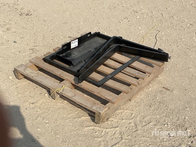 GY-XHC Mini Mini Skid Steer Forks (Unused)
