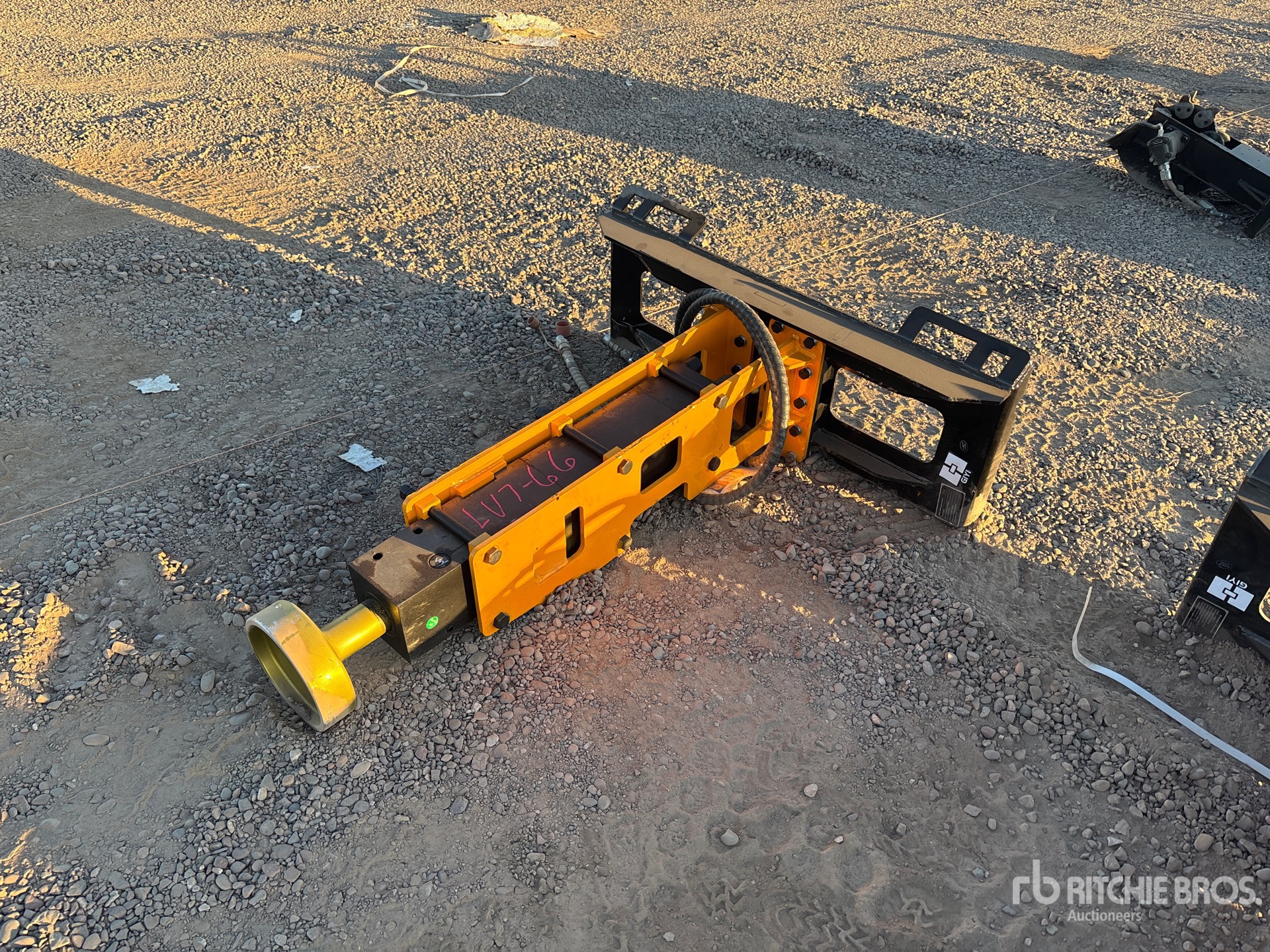 2025 GIYI GY-D680 Skid Steer Post Driver (Unused)