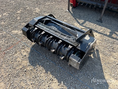 2025 GIYI GY-ML32 810 mm Mini Broyeur pour chargeuse à différentiel (Unused)