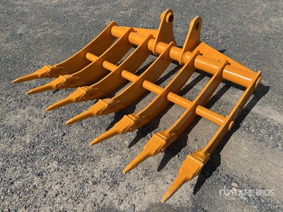 2025 GIYI 1120 mm Excavator Rake - Fits Cat 305 (Unused)
