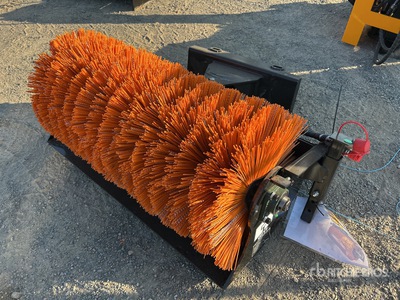 2025 GIYI GY-QSJ 1000 mm Mini Skid Steer Broom (Unused)