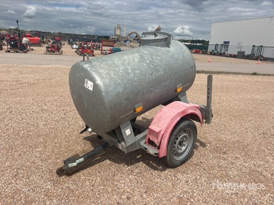 Hubiere H111T 11CN S/A Citerne A Eau Remolque de tanque de agua (Inoperable)