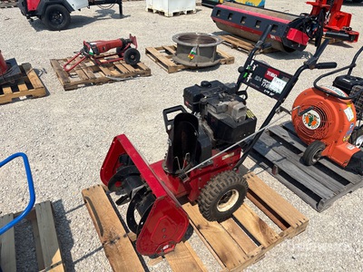 2003 Toro 824 2 ft Snow Blower