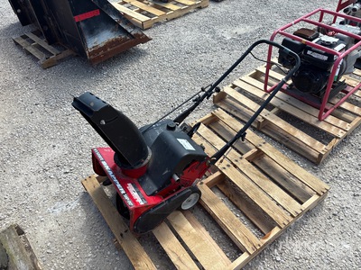 2000 Snapper SX5200E 1 ft 8 in Quitanieves de soplado