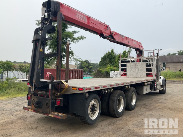 GRúA ARTICULADA 2016 PETERBILT FASSI 5950 LB
