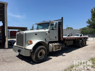 2013 Peterbilt 367 6x4 Flatbed Truck