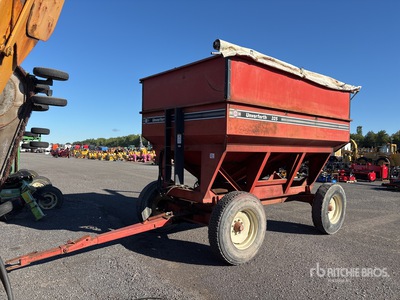 Unverferth 325 T/A Grain Wagon