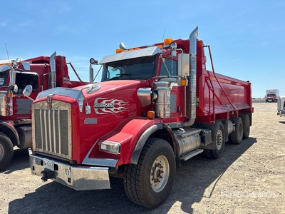 2016 Kenworth T800 8x6 Tri/A Dump Truck