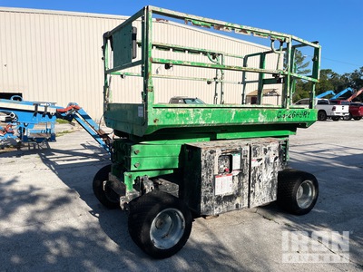 2016 Genie GS-2669 RT Diesel 4x4 Scissor Lift