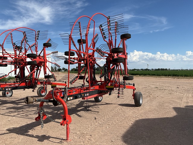 Kuhn GA7501+ 24 ft 2 Rotor Hay Rake