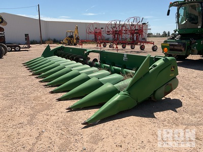 2009 John Deere 612C 12 Row 30 ft 0 in Corn Combine Header