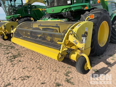 John Deere 649 12 ft 0 in pickup Combine Pickup Header