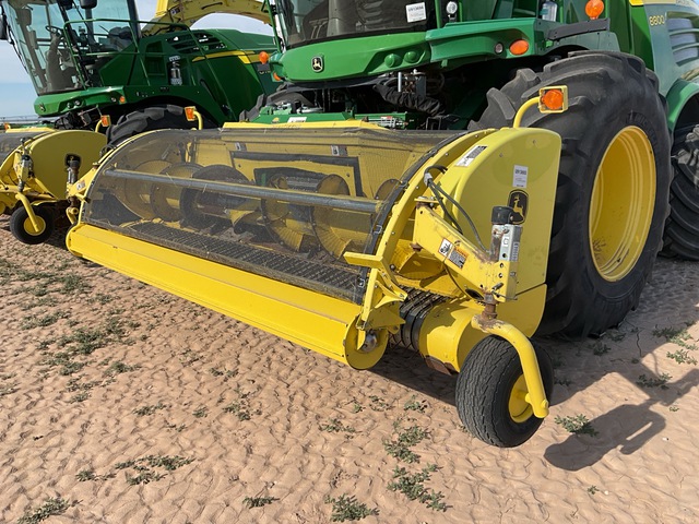 2017 John Deere 649 12 ft Forage Harvester Pickup Header 2017 John Deere 649 12 ft Forage Harvester Pickup Header