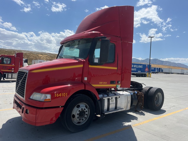 2016 Volvo VNM 4x2 S/A Day Cab Truck Tractor (Inoperable)