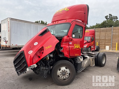 2025 Freightliner PE116DC 4x2 S/A Dagcabine Trekker (Inoperable)