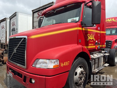 2016 Volvo VNM42T 4x2 S/A Day Cab Truck Tractor