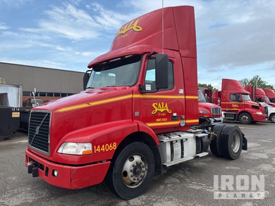 2015 Volvo VNM42T200 4x2 S/A Day Cab Truck Tractor