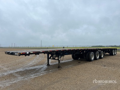 2013 Manac 32 ft Super B-Train Lead Flatbed Trailer