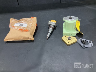 (4) Vehicular Safety Belts, (2) Ramp Pumps, (1) Injector & Assorted Items