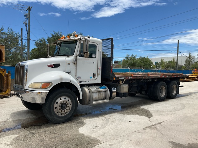 2013 Peterbilt 348 6x4 Flatbed Truck