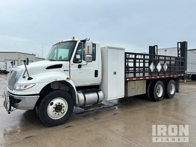 2015 International 4400 6x4 Flatbed Truck