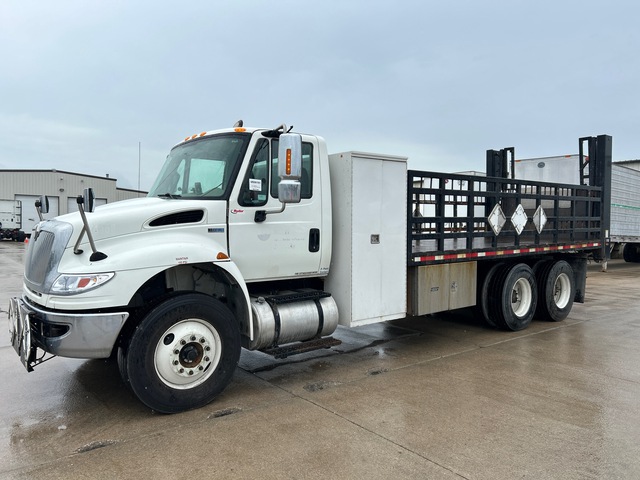 2015 International 4400 6x4 Flatbed Truck
