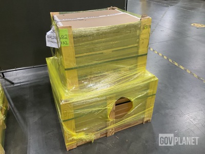 (18) Wacker Neuson Pan Pallet 36" Flat Floats