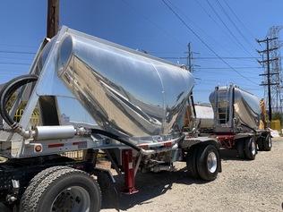 Pneumatic Bulk Trailers