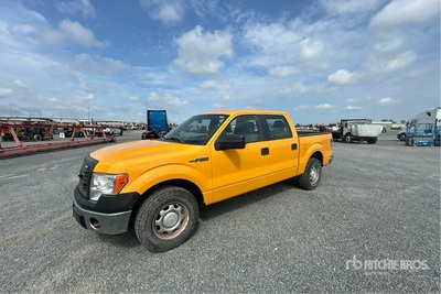 2014 Ford F-150 XL 4x2 Crew Cab Pickup