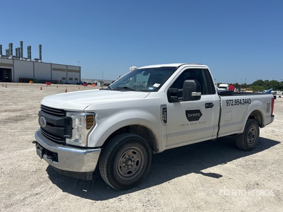 2018 Ford F-350 XL 4x2 Pickup