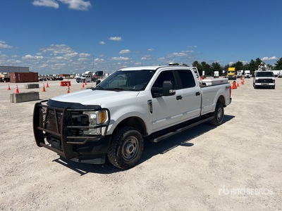 2017 Ford F-250 XL 4x4 Crew Cab Pickup