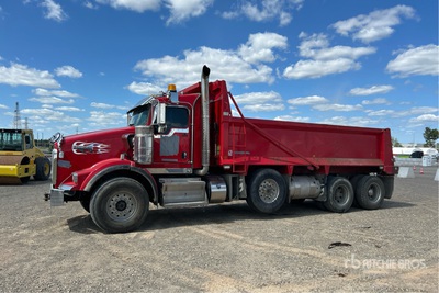 2018 Kenworth T880 8x6 Tri/A Camión dumper