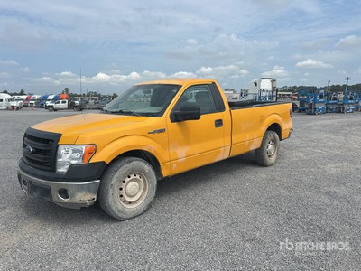 2014 Ford F-150 XL 4x2 Pickup