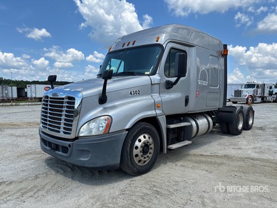 2014 Freightliner Cascadia 125 6x4 T/A Sleeper Truck Tractor