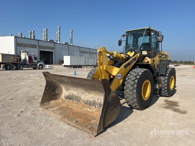 2015 Komatsu WA270-7 Wheel Loader