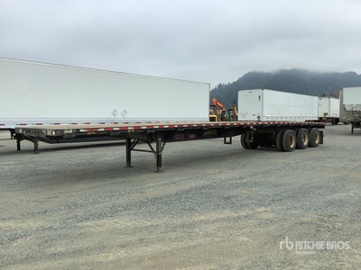 2013 Fontaine 53 m Tri/A Flatbed Trailer