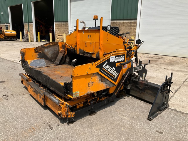 2021 LeeBoy 1000G Track Asphalt Paver 2021 LeeBoy 1000G Track Asphalt Paver