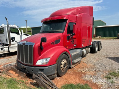 2016 Peterbilt 579 6x2 Sleeper Truck Tractor