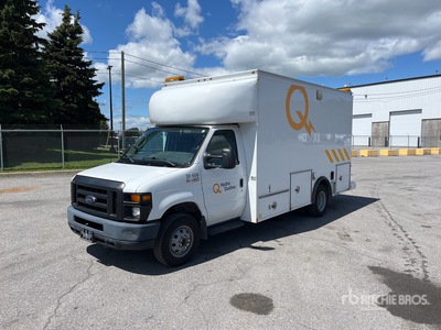 2012 Ford E-450 Utility Truck