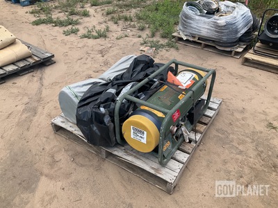 Space Heater w/Duct Hose
