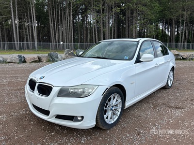 2011 BMW 323i Automobile