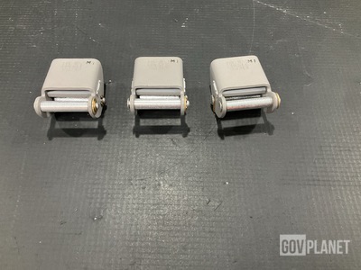 (420) Davis Aircraft FDC1152M1 Buckles