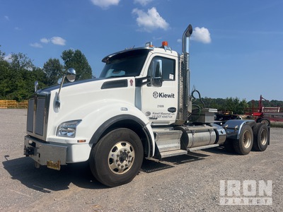 2021 Kenworth T880 6x4 Cabeza Tractora Cabina Corta