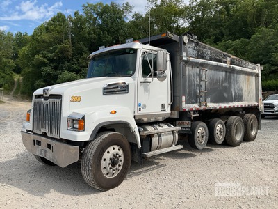 2018 Western Star 4700SF 10x4 Quad/A Dump Truck